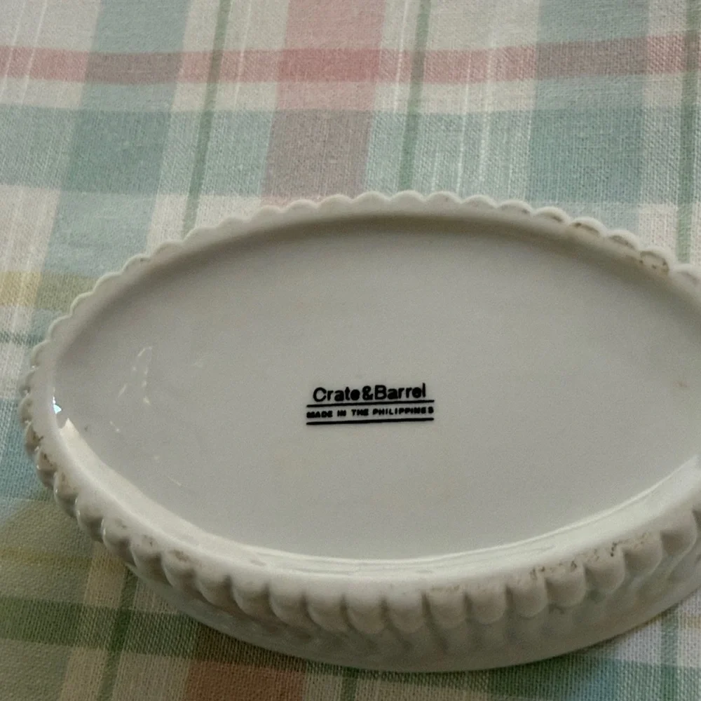 NEW Crate&Barrel White Ceramic Bunny Dish 7” X 3”; Too Cute!🌷